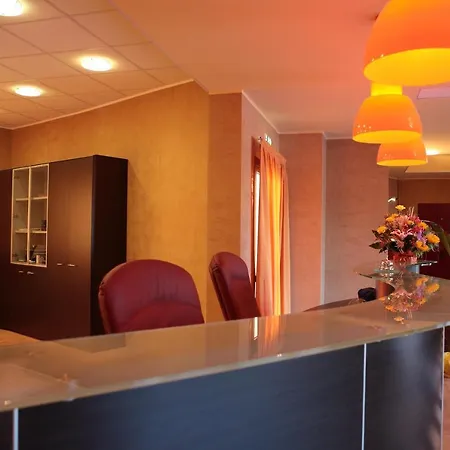 Hotel Torre Del Duca 4*